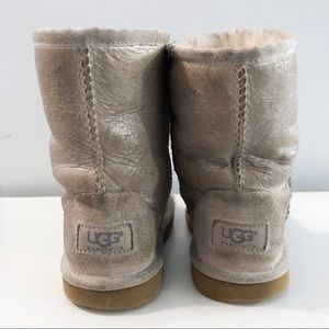 UGG Kids: Classic Glitter White/Silver (Youth)